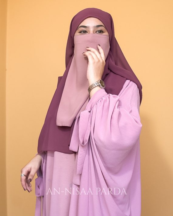 Double Layer Gown with Cape Sleeve Close up